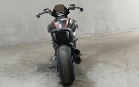 DUCATI DIAVEL Carbon 2015 G105JA