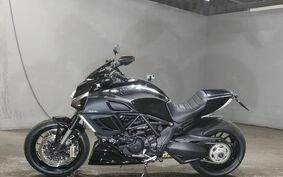 DUCATI DIAVEL Carbon 2012 G100AB