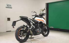 KTM 390 DUKE 2021 JPJ40