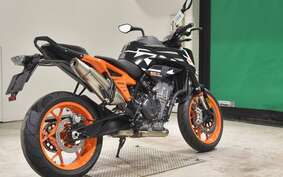 KTM 890 DUKE GP 2024