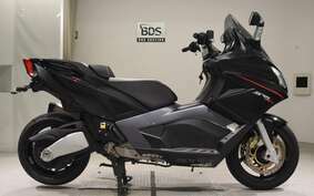 APRILIA SRV850 2014 M551