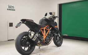 KTM 1290 SUPER DUKE R 2014 V3940