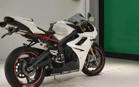 TRIUMPH DAYTONA 675 R 2011