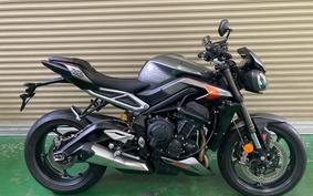 TRIUMPH STREET TRIPLE RS 2023 HDA614