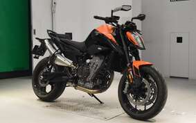 KTM 890 DUKE 2022 TU940