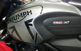 TRIUMPH TRIDENT 660 2021 GL10U3