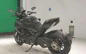 DUCATI DIAVEL 2011 G100A