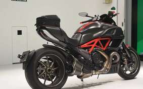 DUCATI DIAVEL Carbon 2018 G105J