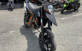 KTM 690 SUPERMOTO R 2009 10763