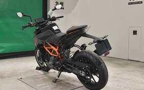 KTM 390 DUKE 2024