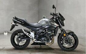 SUZUKI GSR600 2010 B9112