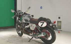 MOTO GUZZI V7 RACER 2014