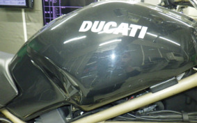 DUCATI MONSTER 900 2000