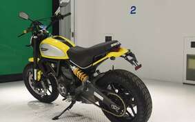 DUCATI SCRAMBLER ICON 2015