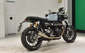 TRIUMPH SPEED TWIN 2022 AD85H4