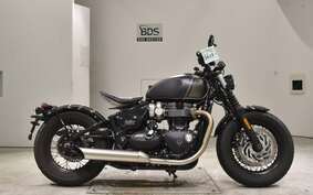 TRIUMPH BONNEVILLE BOBBER 2022 AD84HW