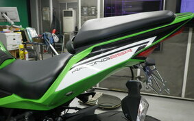 KAWASAKI ZX-25R ZX250E