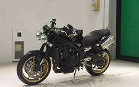 TRIUMPH STREET TRIPLE R 2011