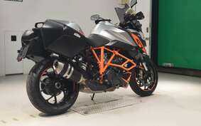 KTM 1290 SUPER DUKE GT 2017 V6940