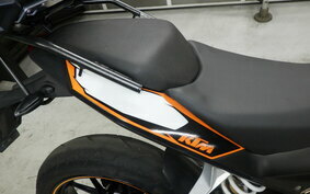 KTM 200 DUKE JUC4D