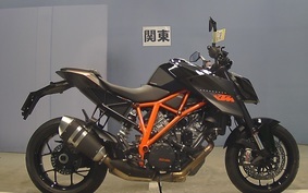 KTM 1290 SUPER DUKE R 2016 V3940