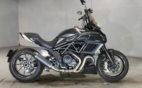 DUCATI DIAVEL Carbon 2012 G100A