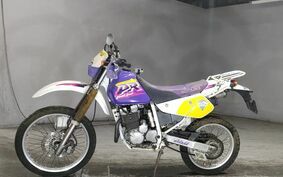 SUZUKI DR250R SJ45A