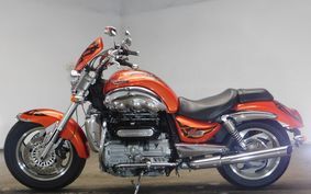 TRIUMPH ROCKET III 2004 LC1035