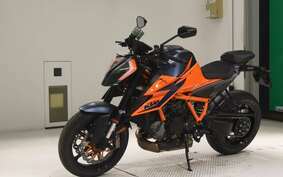 KTM 1290 SUPER DUKE R 2021