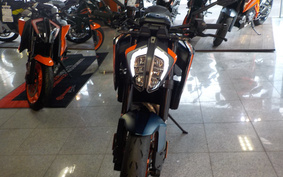 KTM 890 DUKE R 2024 TU940