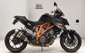 KTM 1290 SUPER DUKE R 2015 V3940