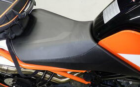 KTM 125 DUKE JPA40