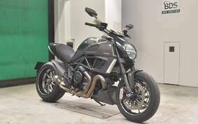 DUCATI DIAVEL Carbon 2011