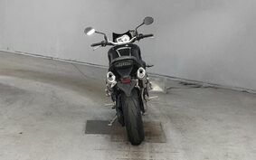 TRIUMPH SPEED TRIPLE 2011 TE586