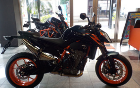 KTM 890 DUKE R 2024 TU940