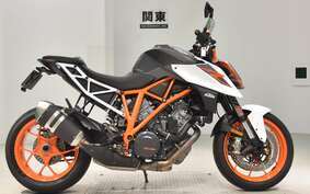 KTM 1290 SUPER DUKE R 2018 V3940