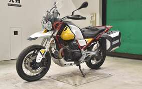 MOTO GUZZI V85 TT 2019