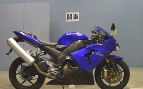 KAWASAKI ZX 10 NINJA R 2004 ZXT00C