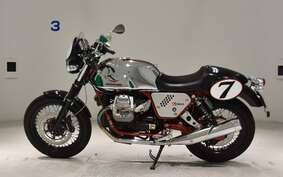 MOTO GUZZI V7 RACER 2015