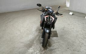 KTM 1290 SUPER DUKE R 2020 V3940