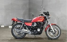 YAMAHA XJ550 4V8