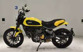 DUCATI SCRAMBLER ICON 2015