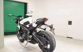 TRIUMPH STREET TRIPLE S 2021